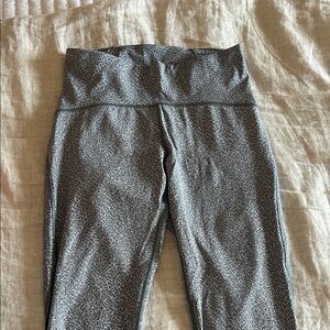 Lululemon Athletica Gray Textured Leggings